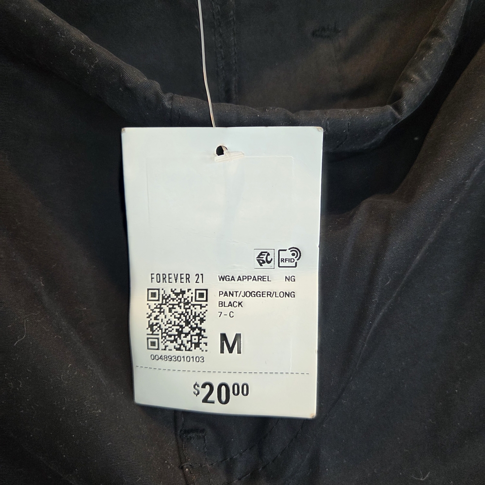 Forever 21 Black Jogger Pants Drawstring Cropped Medium New With Tags - Picture 4 of 15